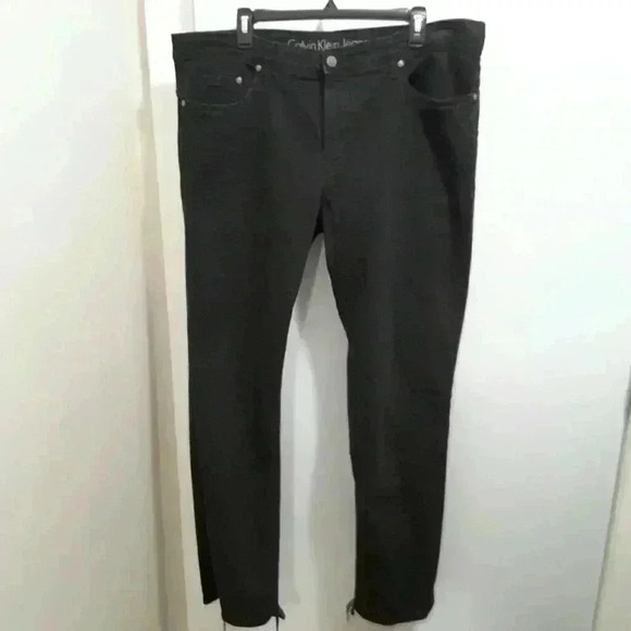 Calvin Klein Slim Straight Jeans 38x32 - Picture 1 of 8